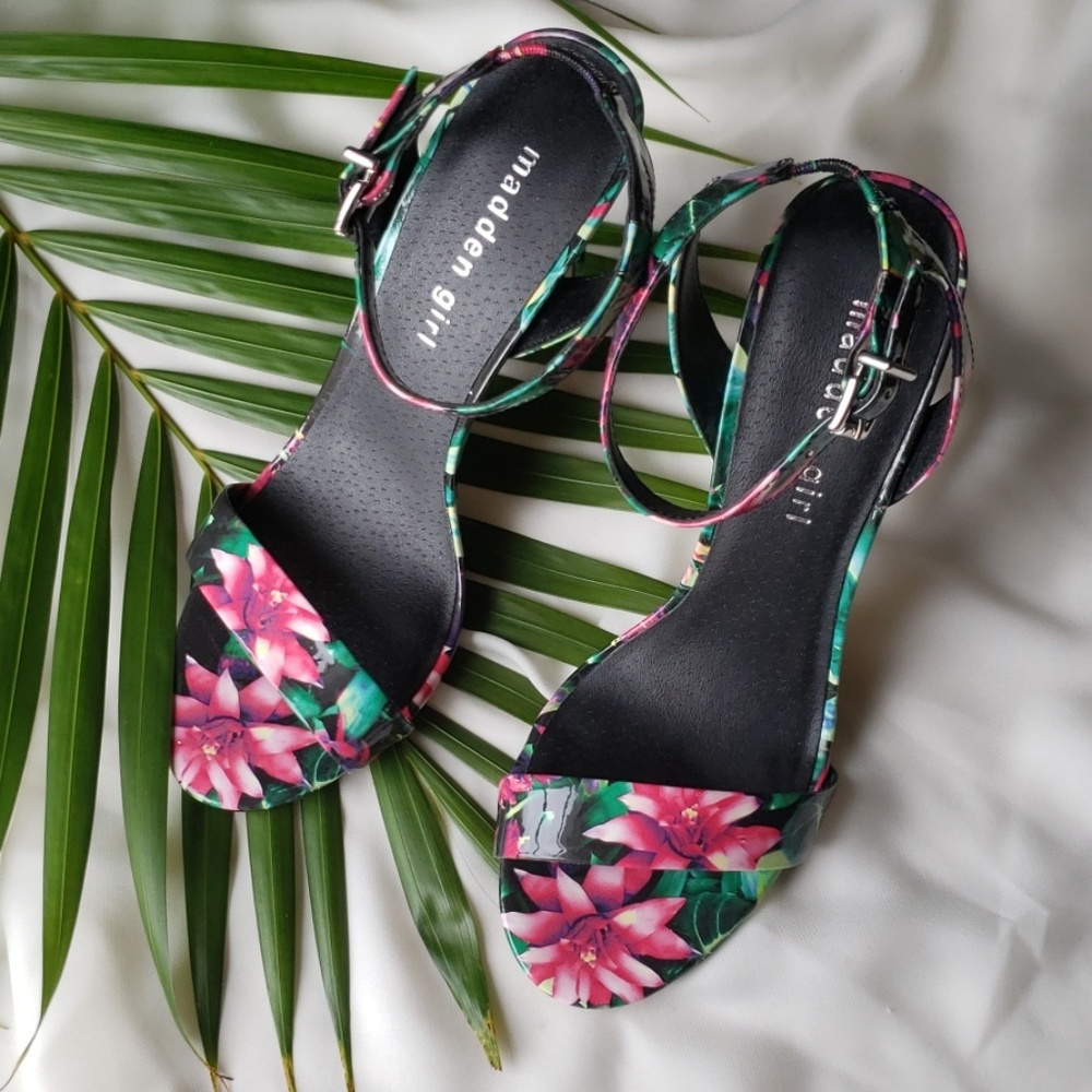 Last One WOMEN’S MADDEN GIRL LA LA HEELS - Picture 2 of 5